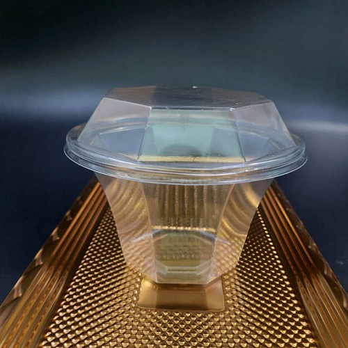 Креманка с крышкой №28 Восьмигран 290мл, пластик 1шт (Китай)